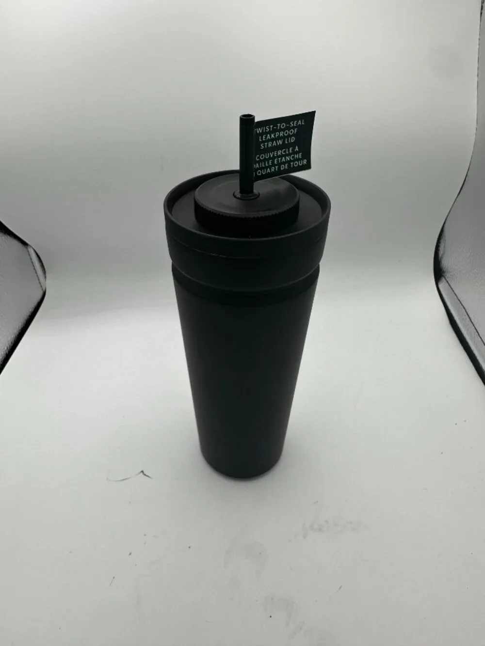 NEW Starbucks Vacuum Insulated Cold Cup 24 Fl Oz Black